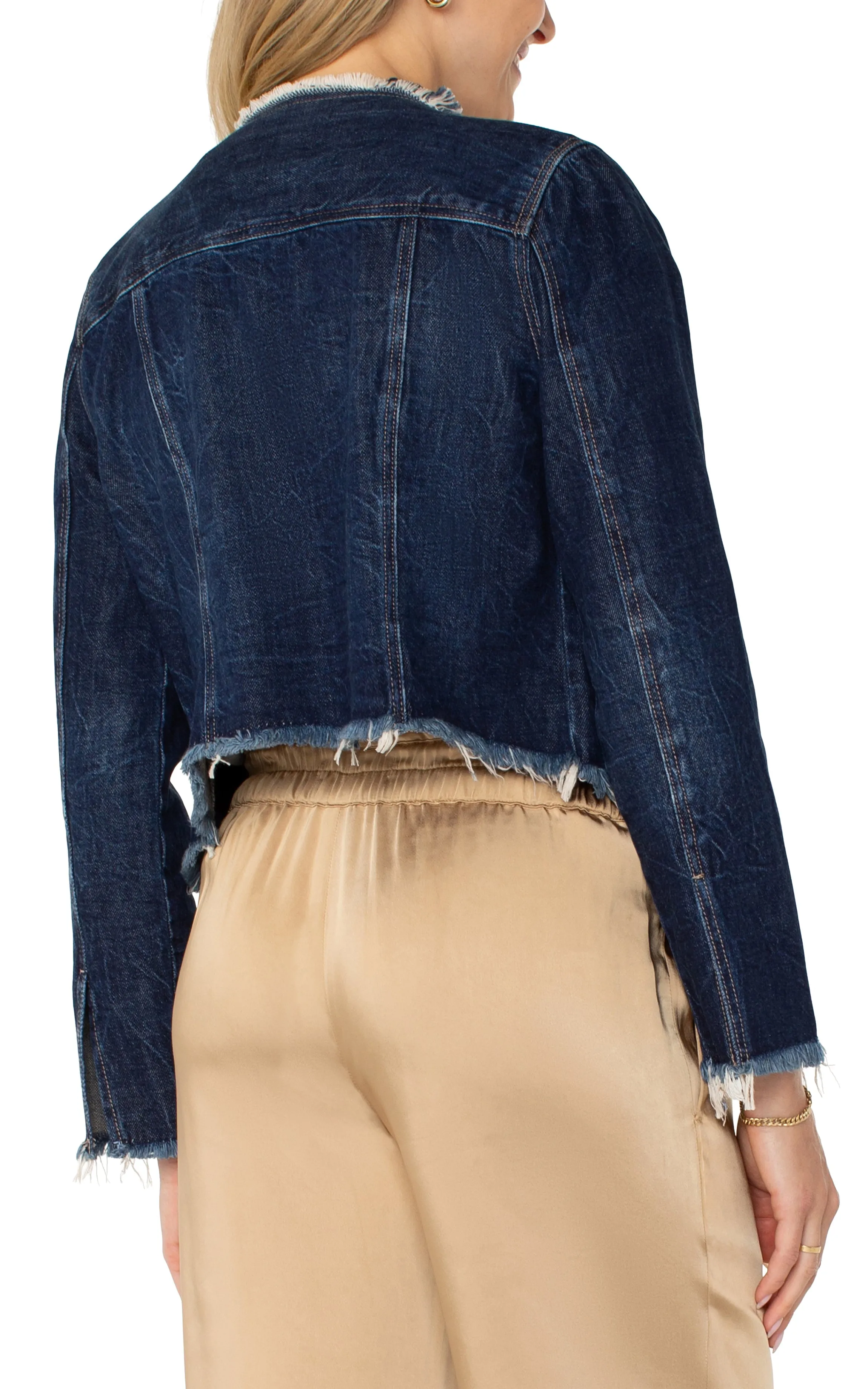 23" CLASSIC JEAN JACKET W/ FRAY