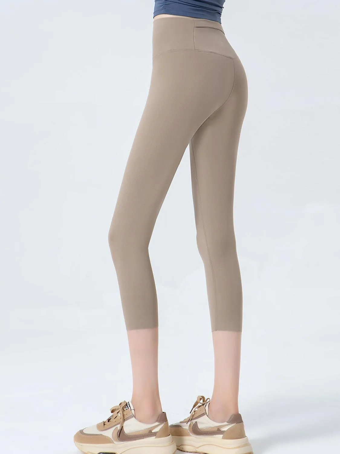 Highly Stretchy Sports Cropped Leggings
