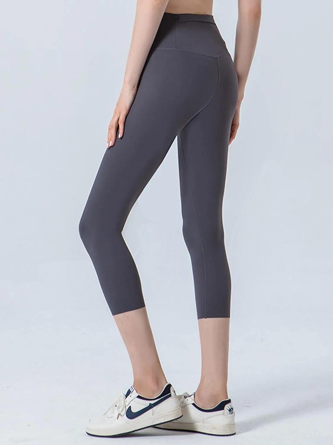 Highly Stretchy Sports Cropped Leggings