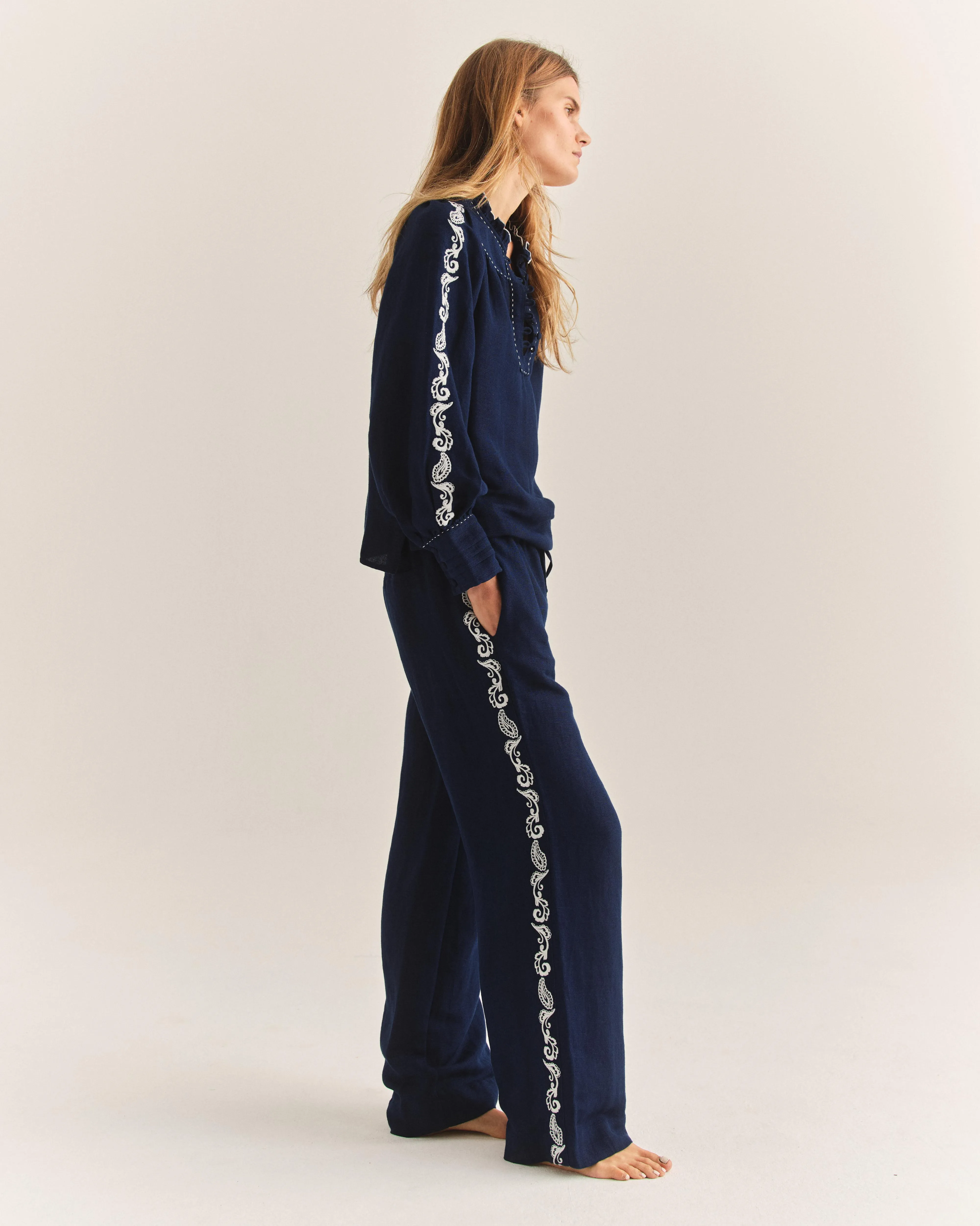 Isla Pant-Navy