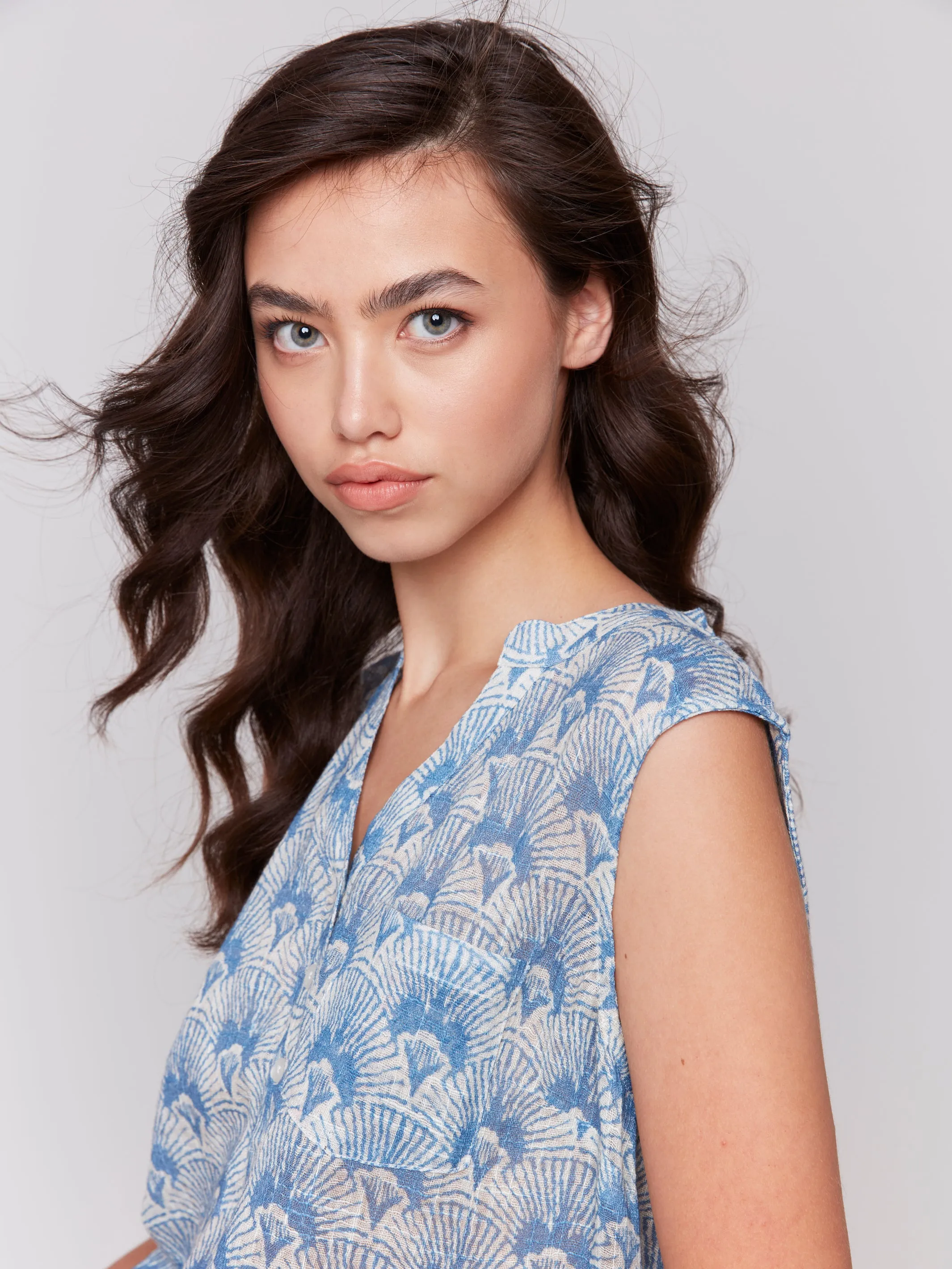Tapestry Pocket Tank